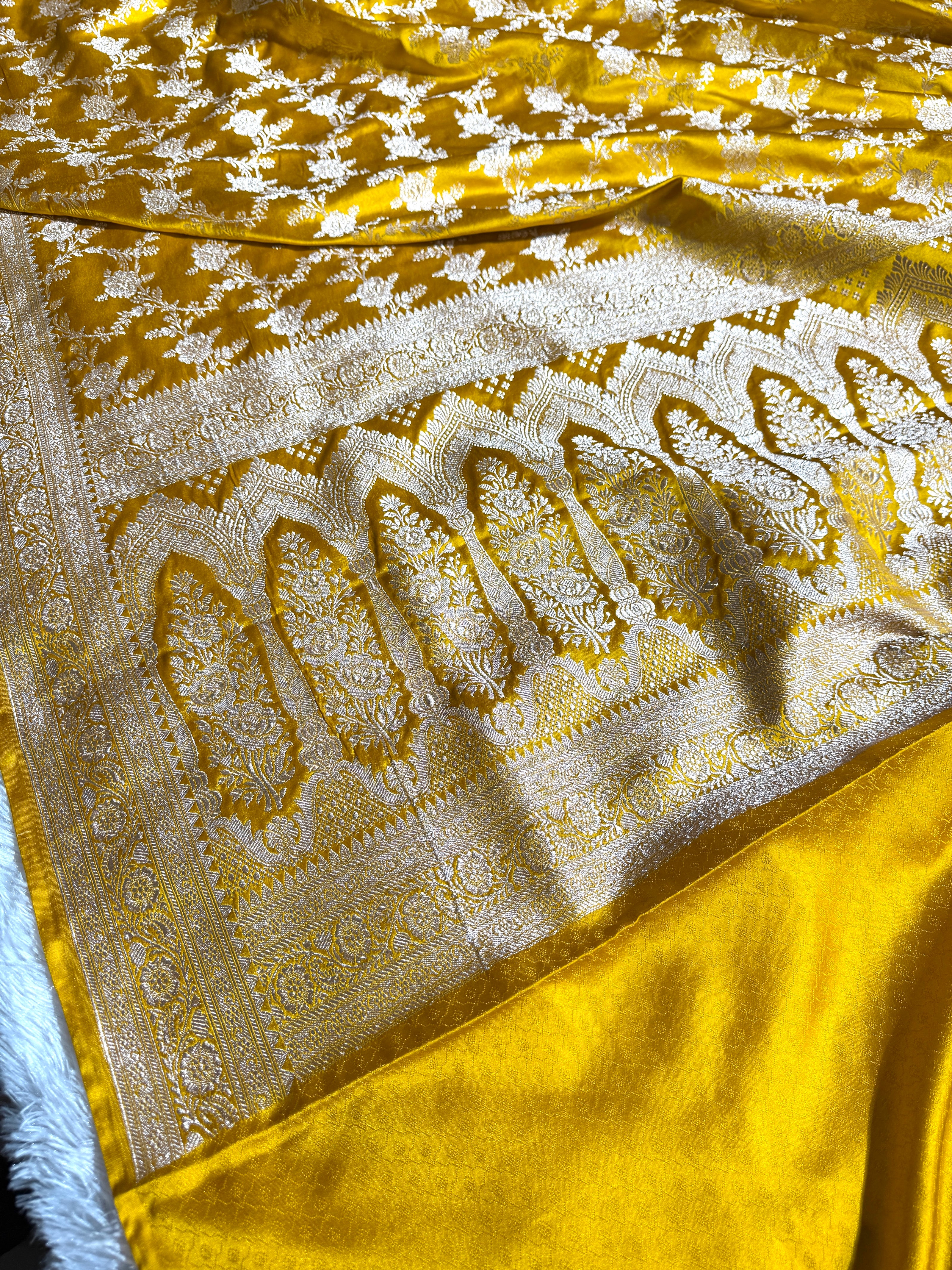 BANARASI MASHRU KATAN SILK SAREE HN380