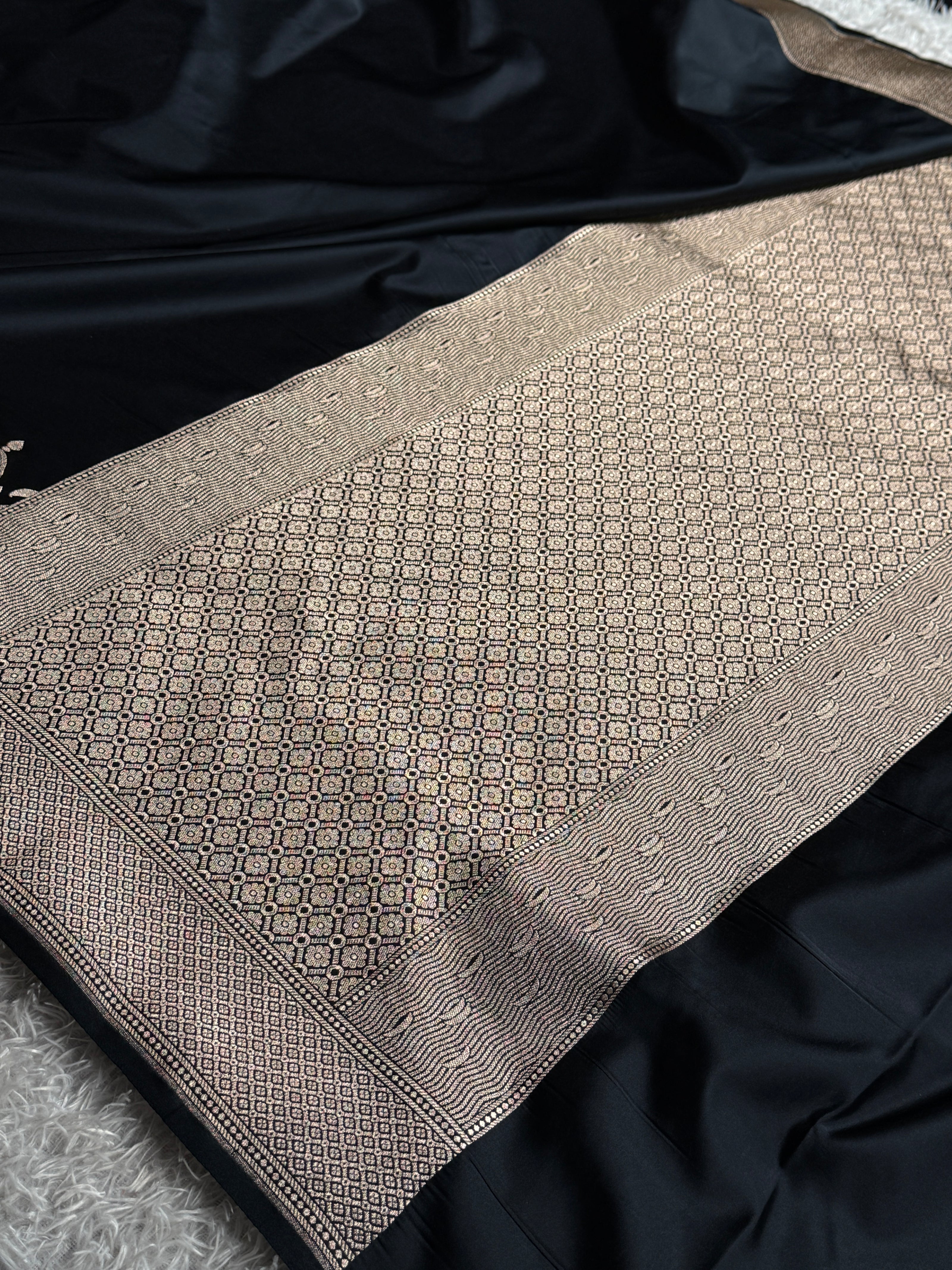 BANARASI MASHRU KATAN SILK SAREE HN750