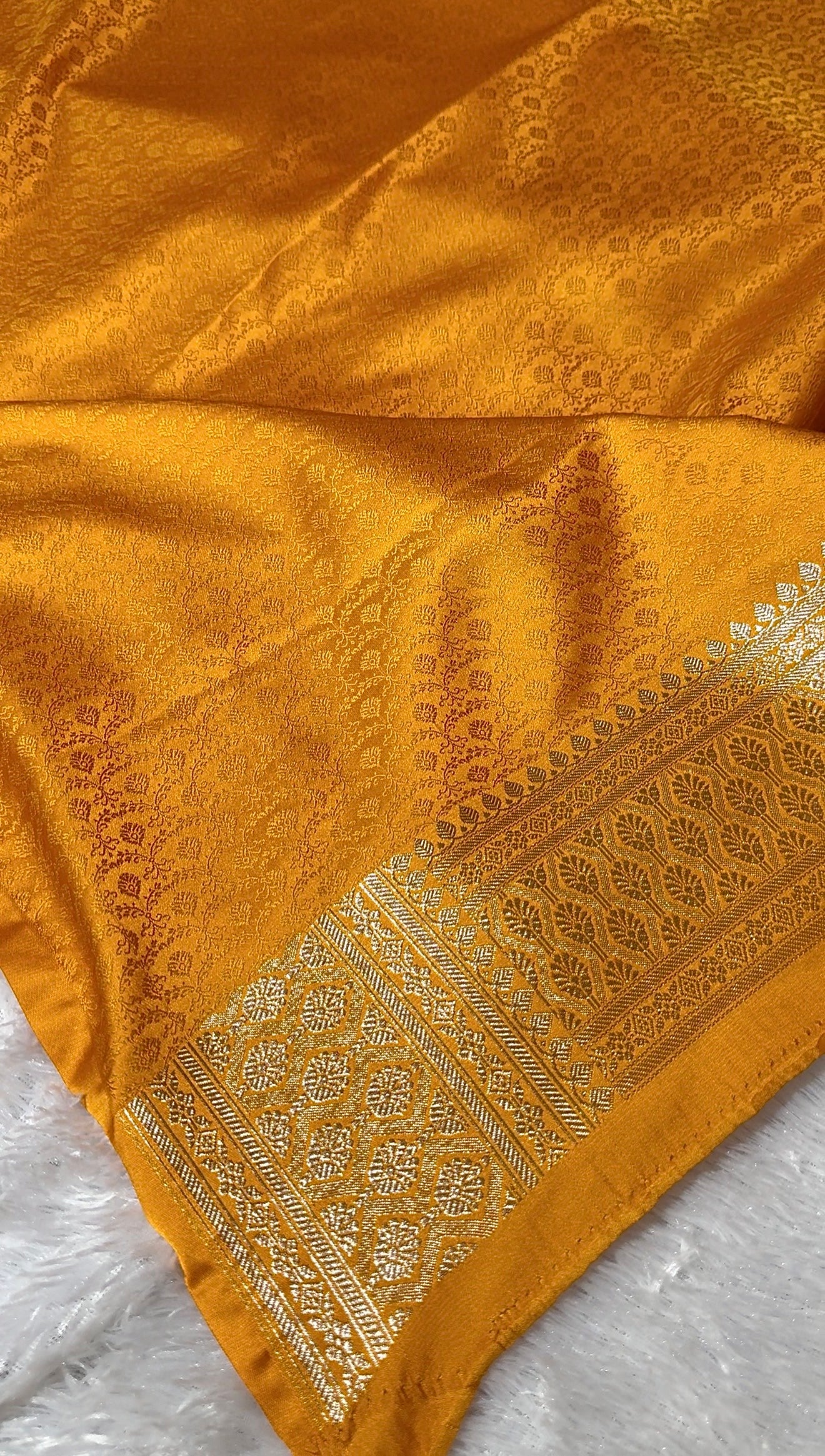 Banarasi Mashru Katan Silk Saree Tanchui Design HN300