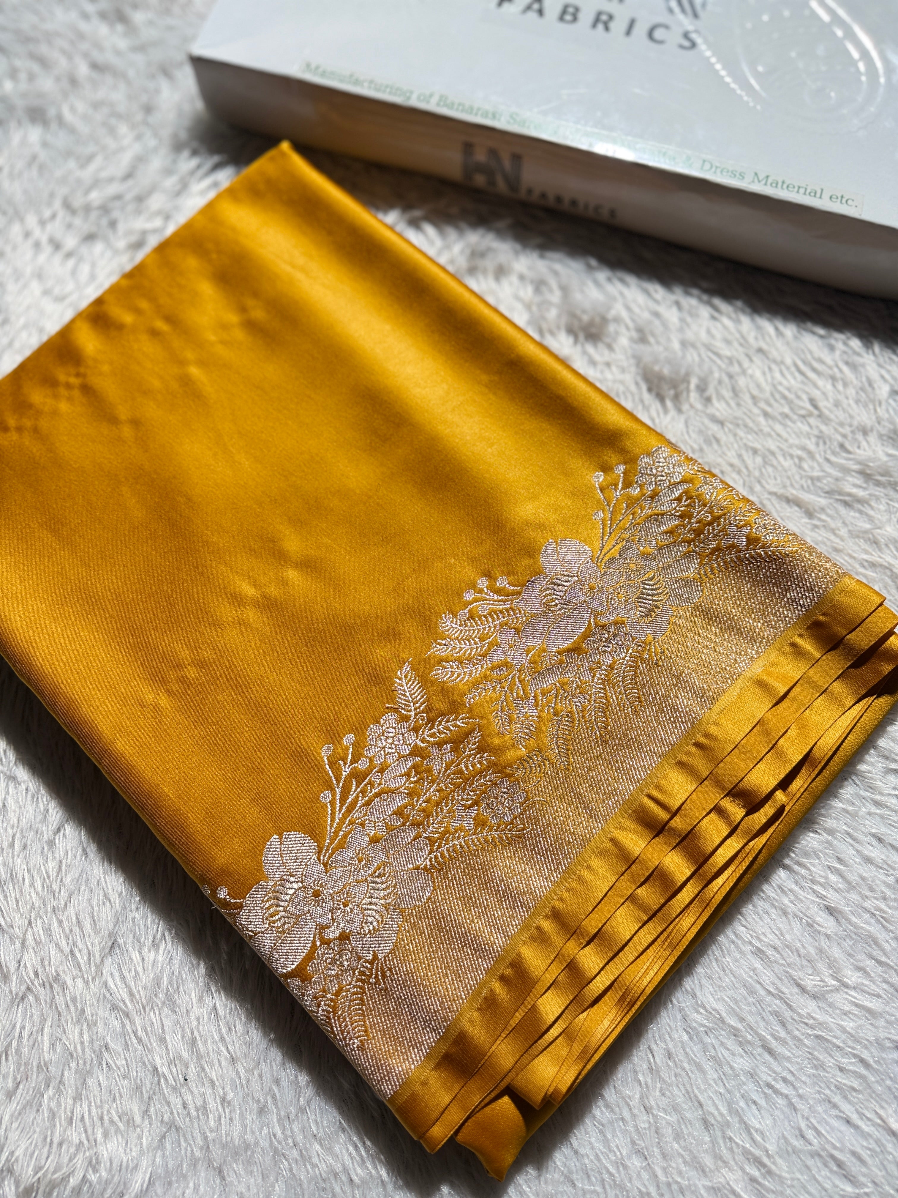 BANARASI MASHRU KATAN SILK SAREE HN133