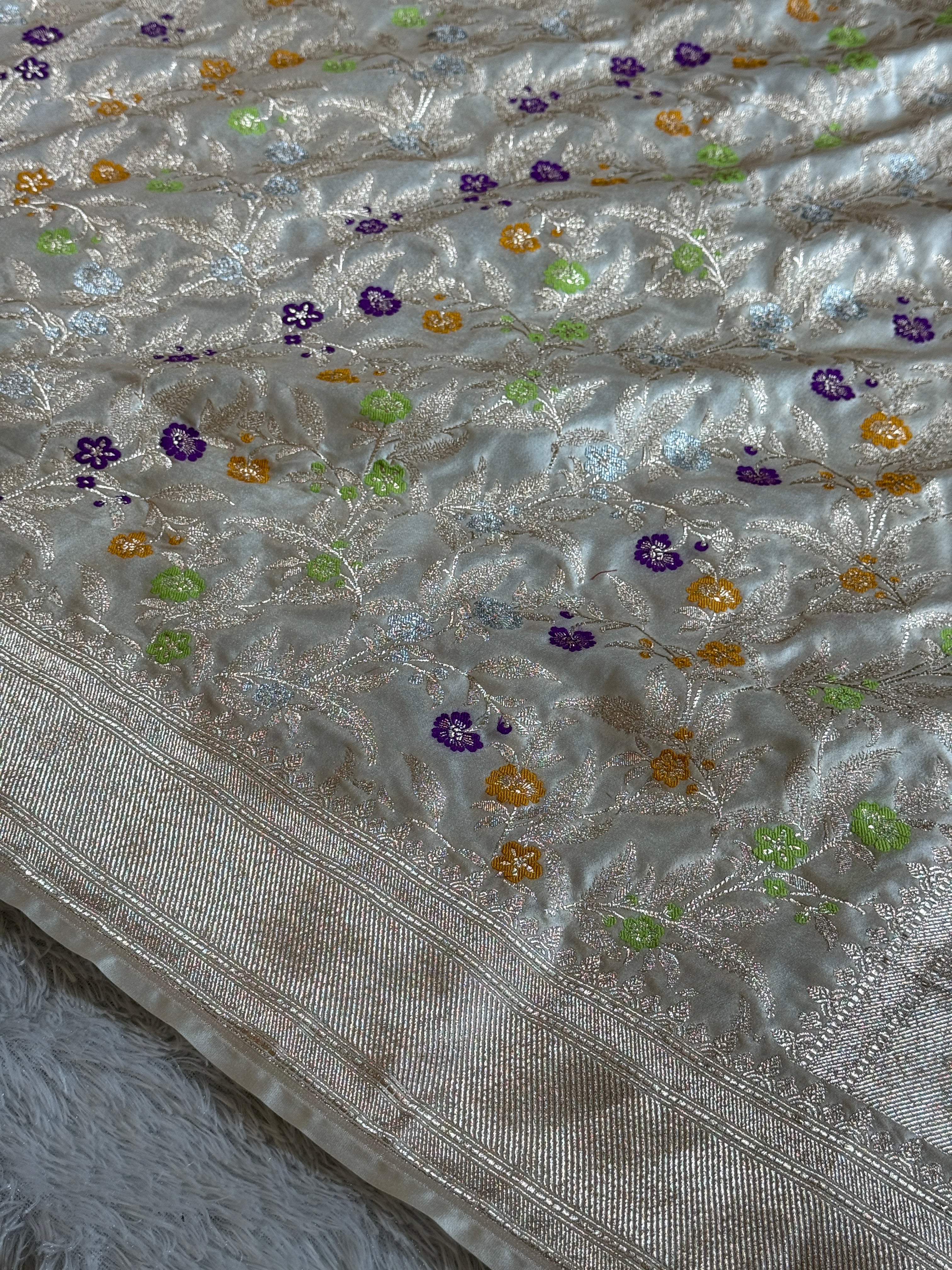 BANARASI MASHRU KATAN SILK SAREE MENAKARI WORK HN119