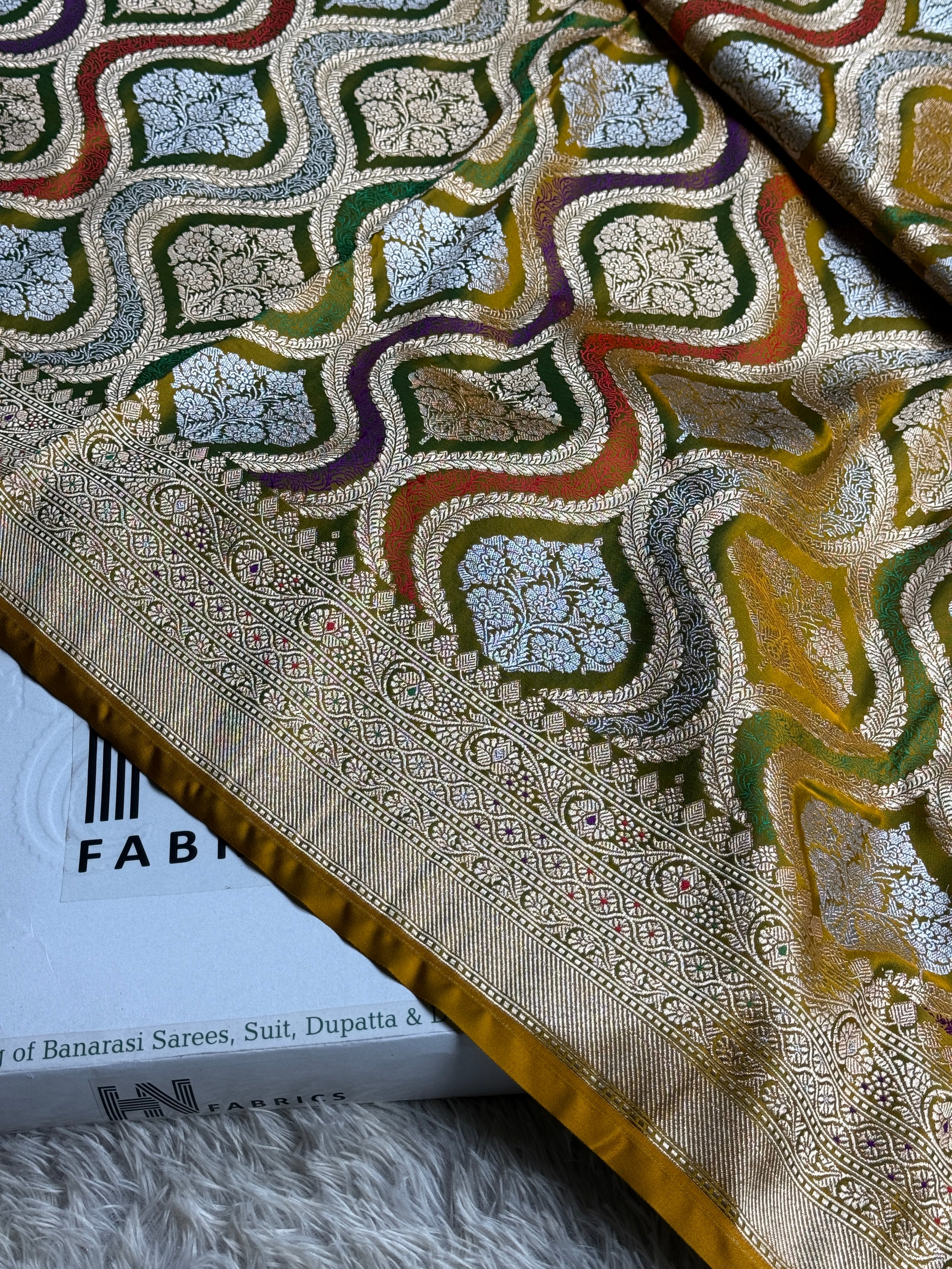 BANARASI MASHRU KATAN SILK SAREE MENAKARI WORK HN500