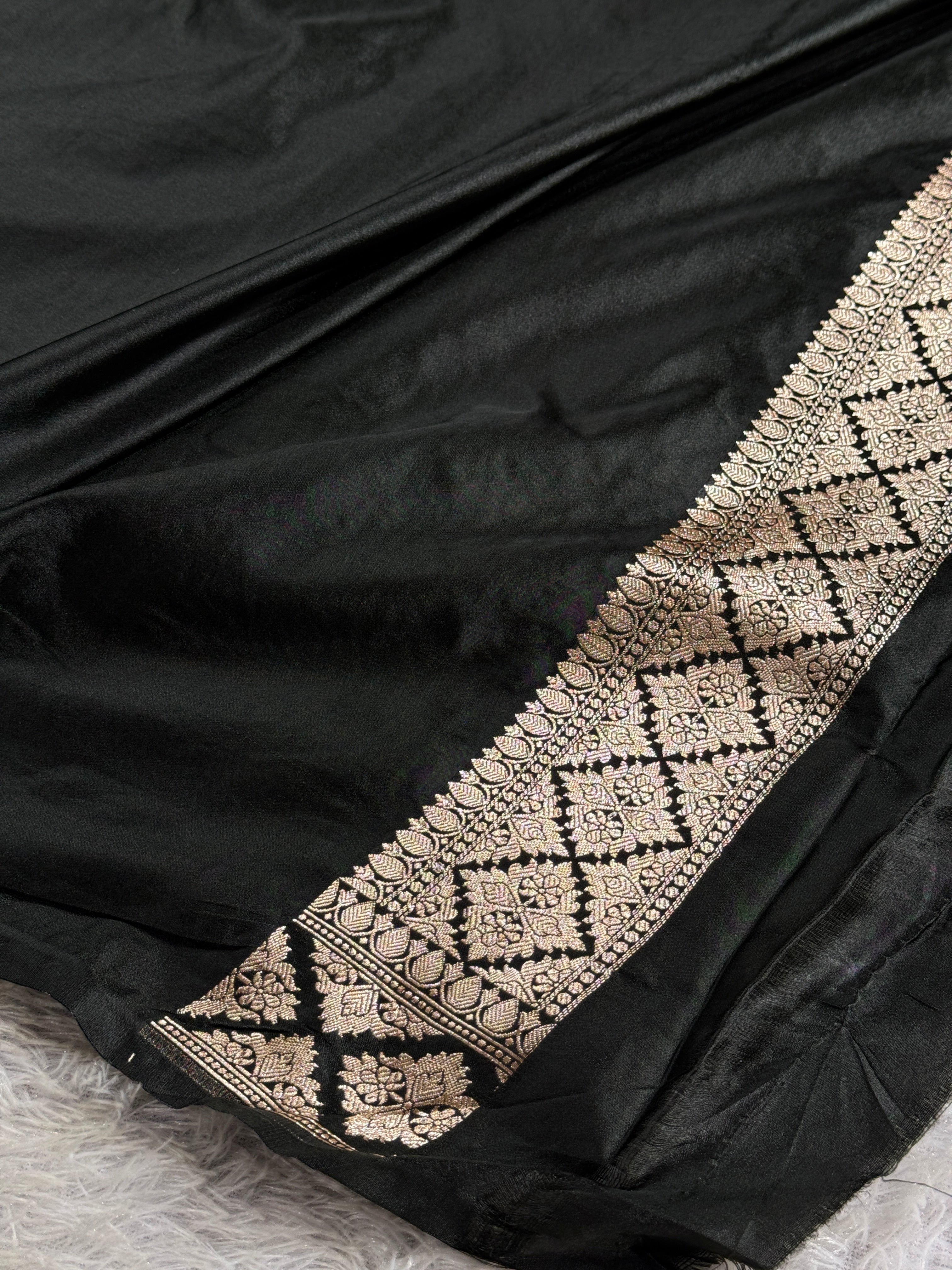 BANARASI MASHRU KATAN SILK SAREE HN900