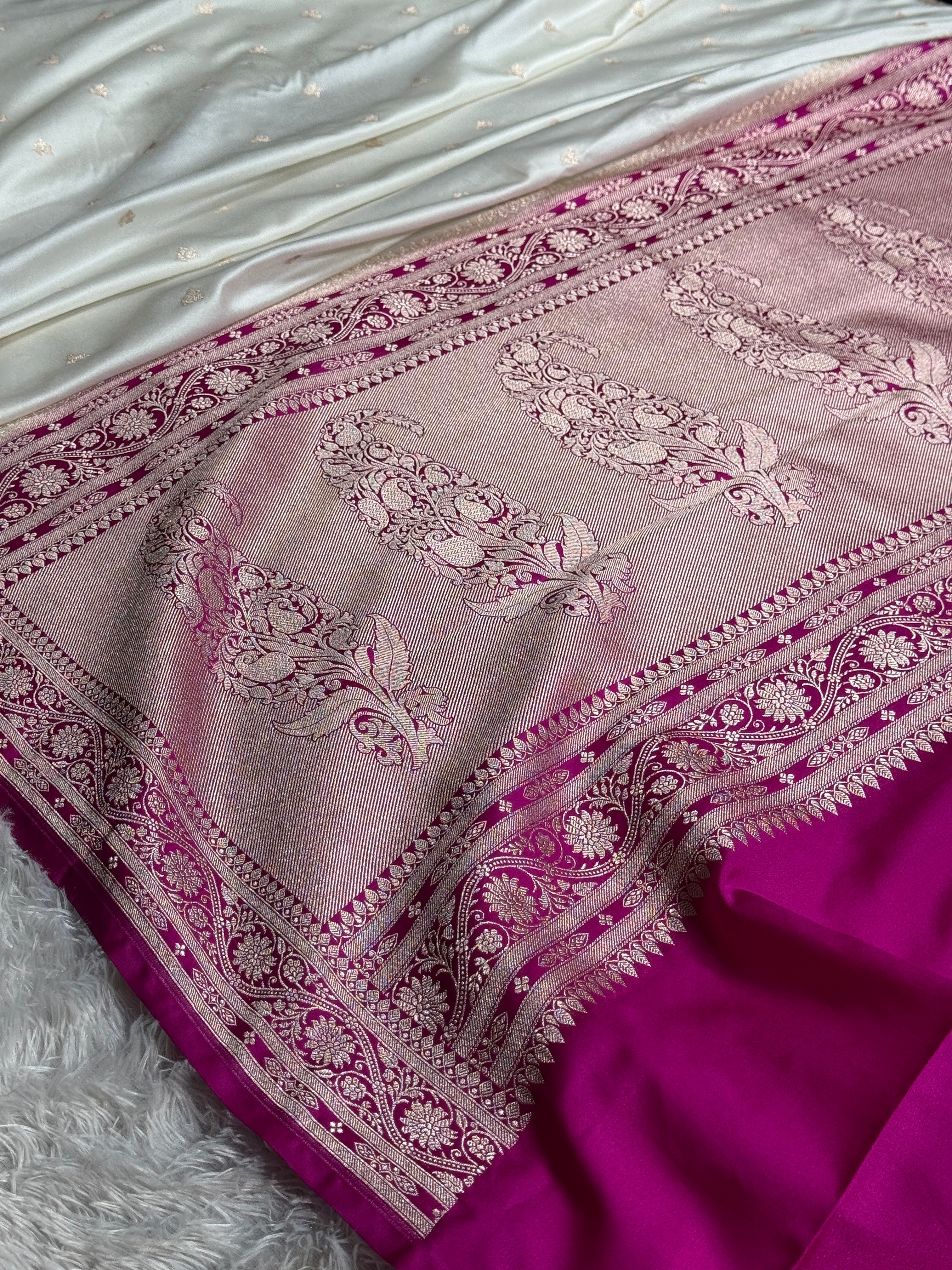BANARASI MASHRU KATAN SILK SAREE CONTRAS DUAL COLOUR HN650