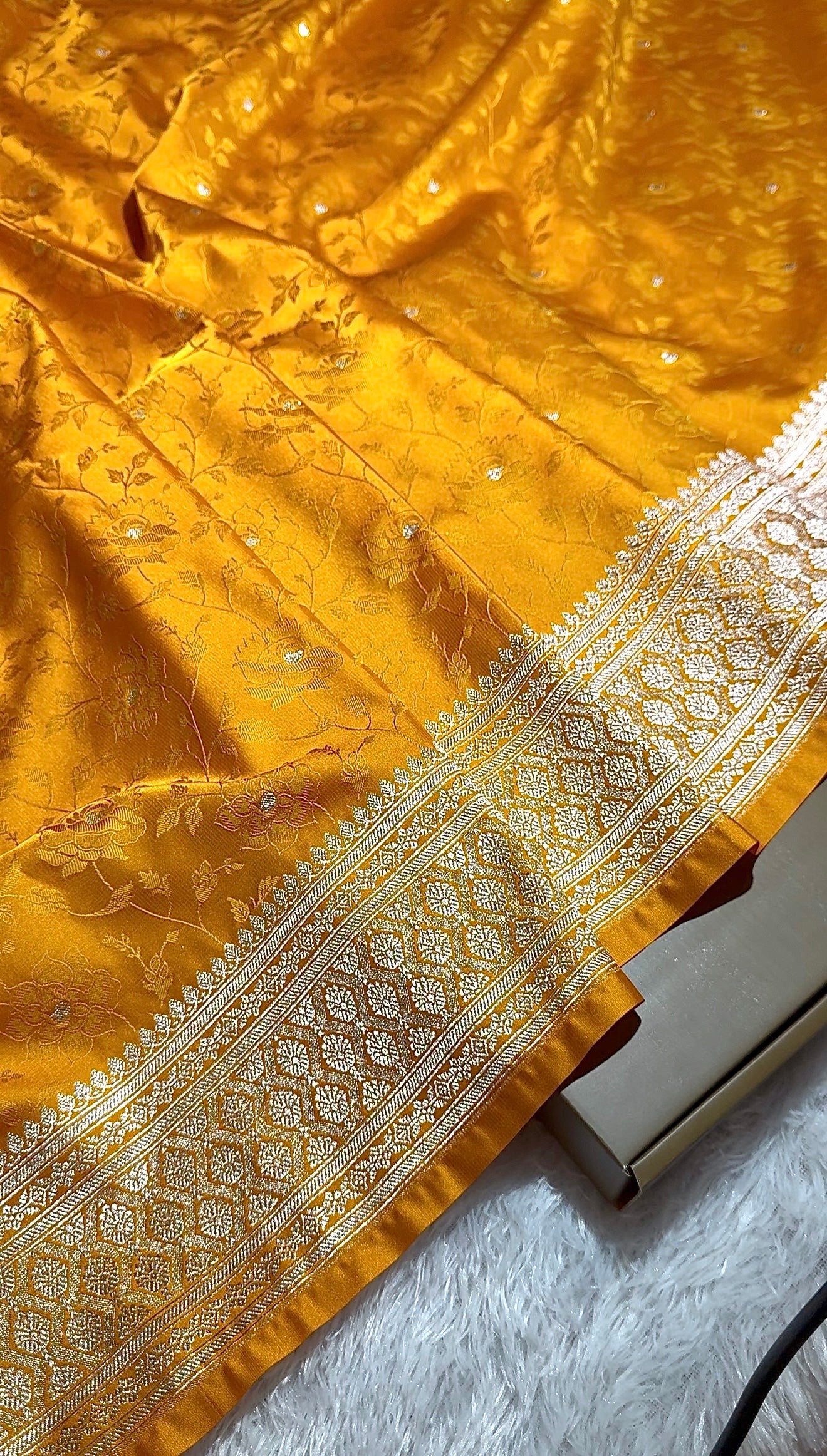 Banarasi Mashru Katan Silk Saree Tanchui Design HN300