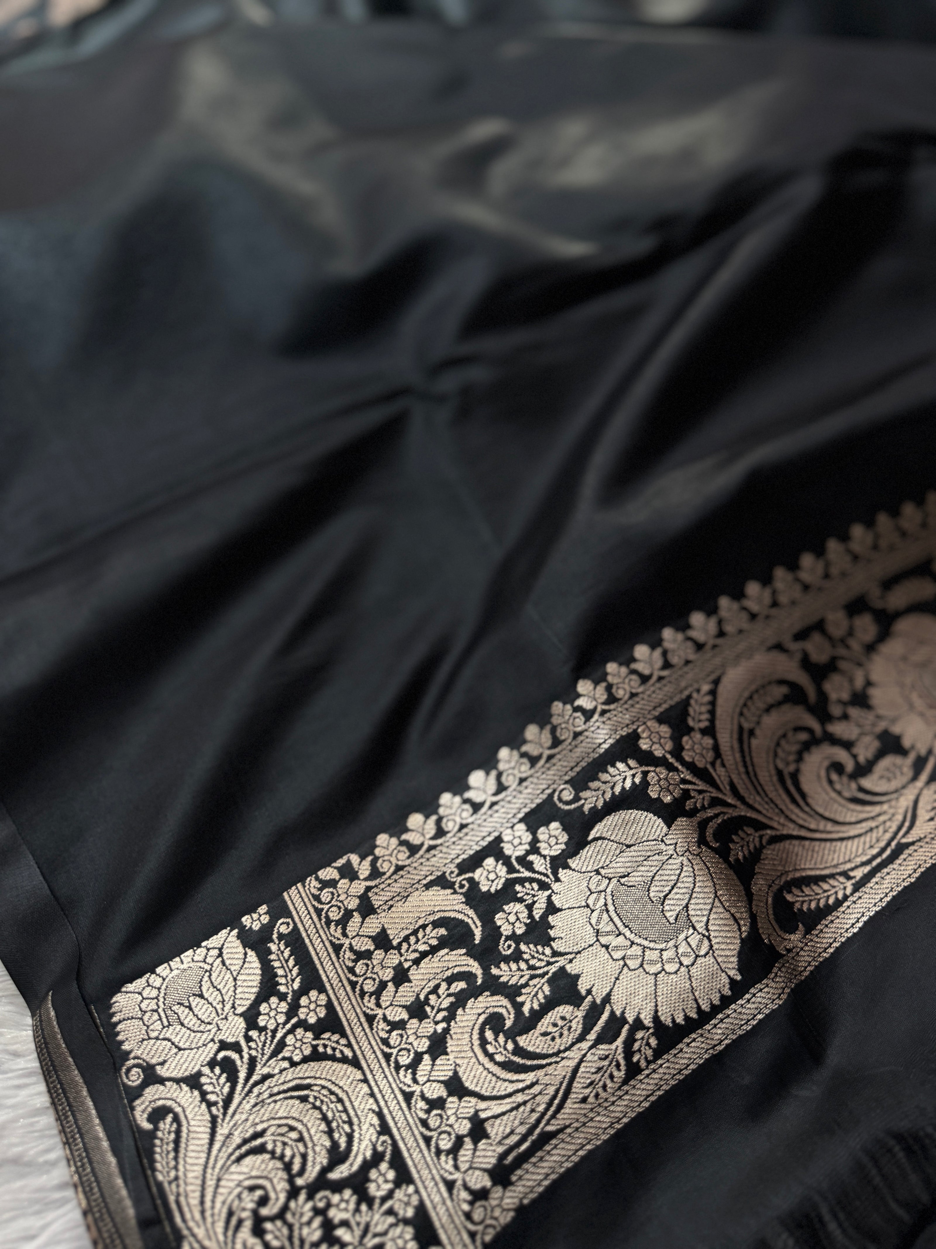 Banarasi Mashru Katan Silk Saree Tanchui Design HN111