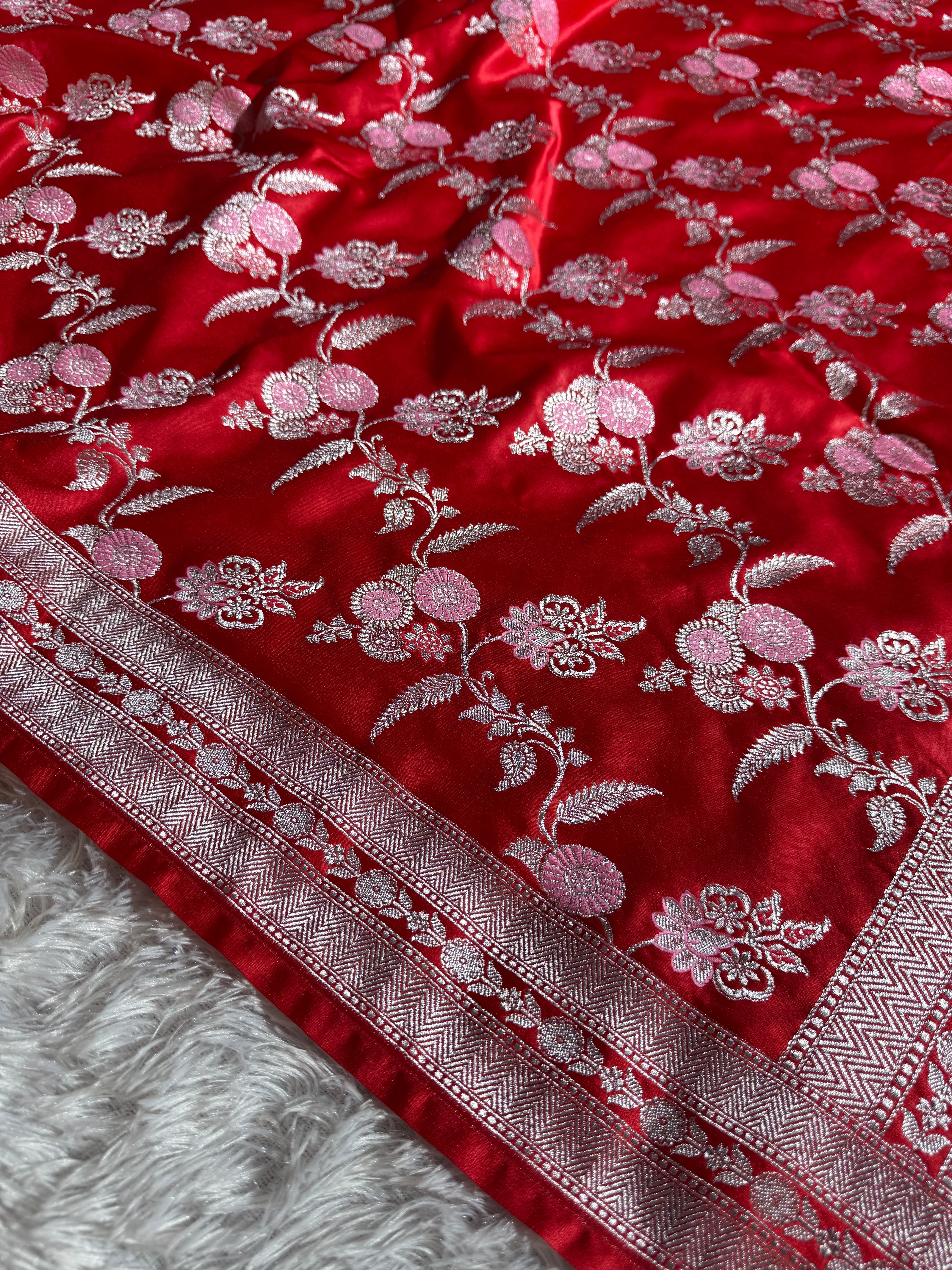 BANARASI MASHRU KATAN SILK SAREE MENAKARI WORK HN104