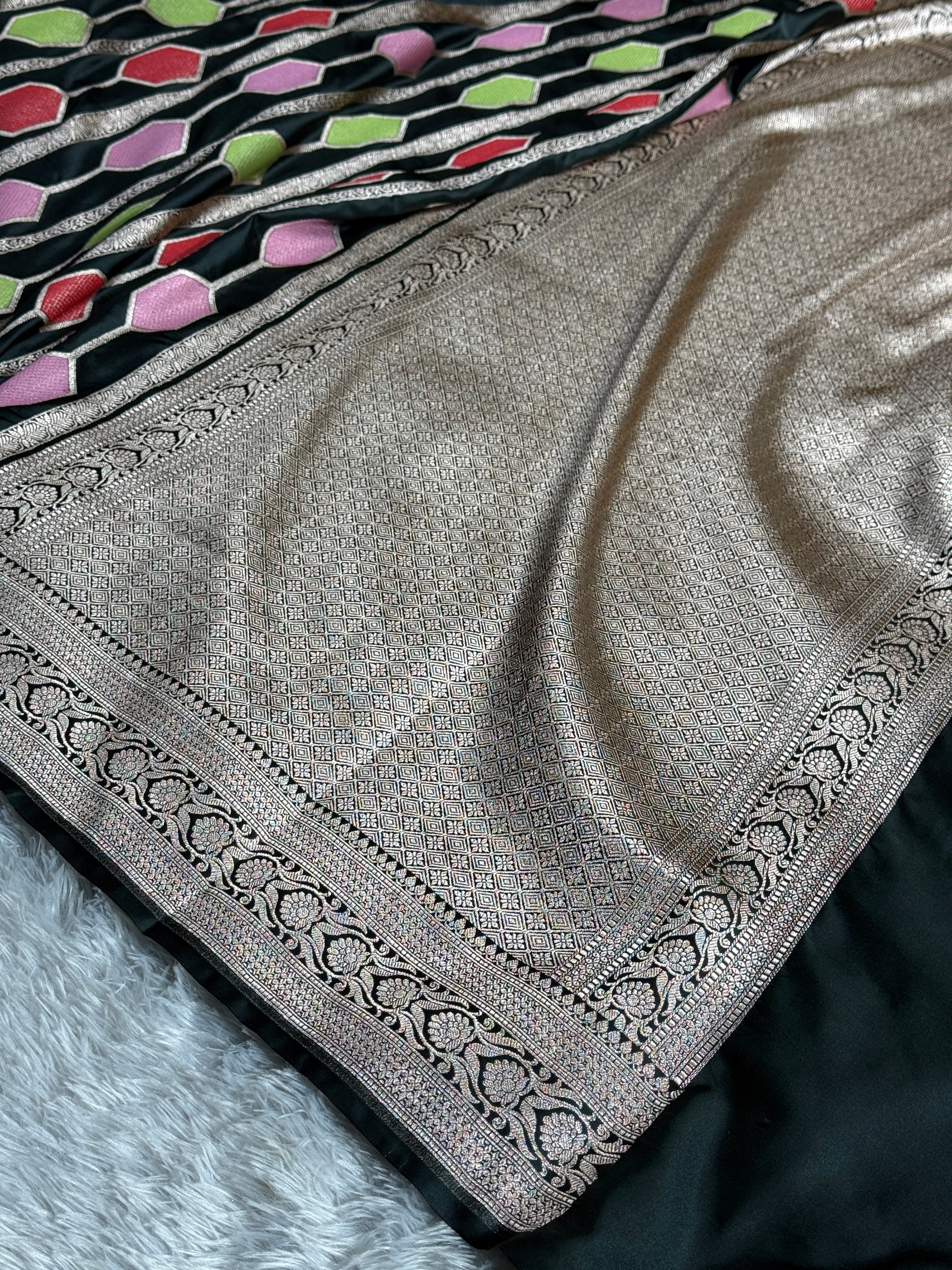 BANARASI MASHRU KATAN SILK SAREE HNHN561